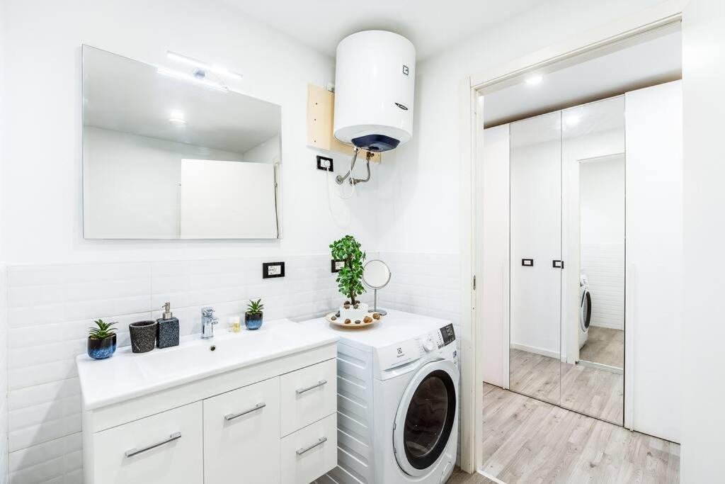 2 Minutes From Central Station-Exclusive Open Space Milano Eksteriør billede