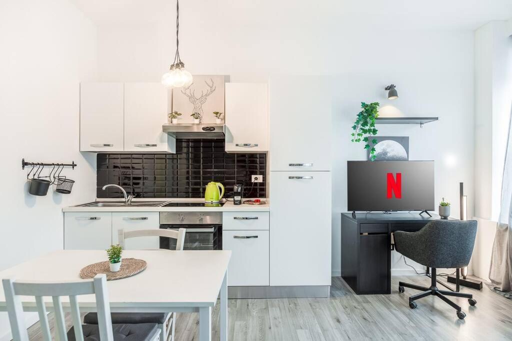 2 Minutes From Central Station-Exclusive Open Space Milano Eksteriør billede
